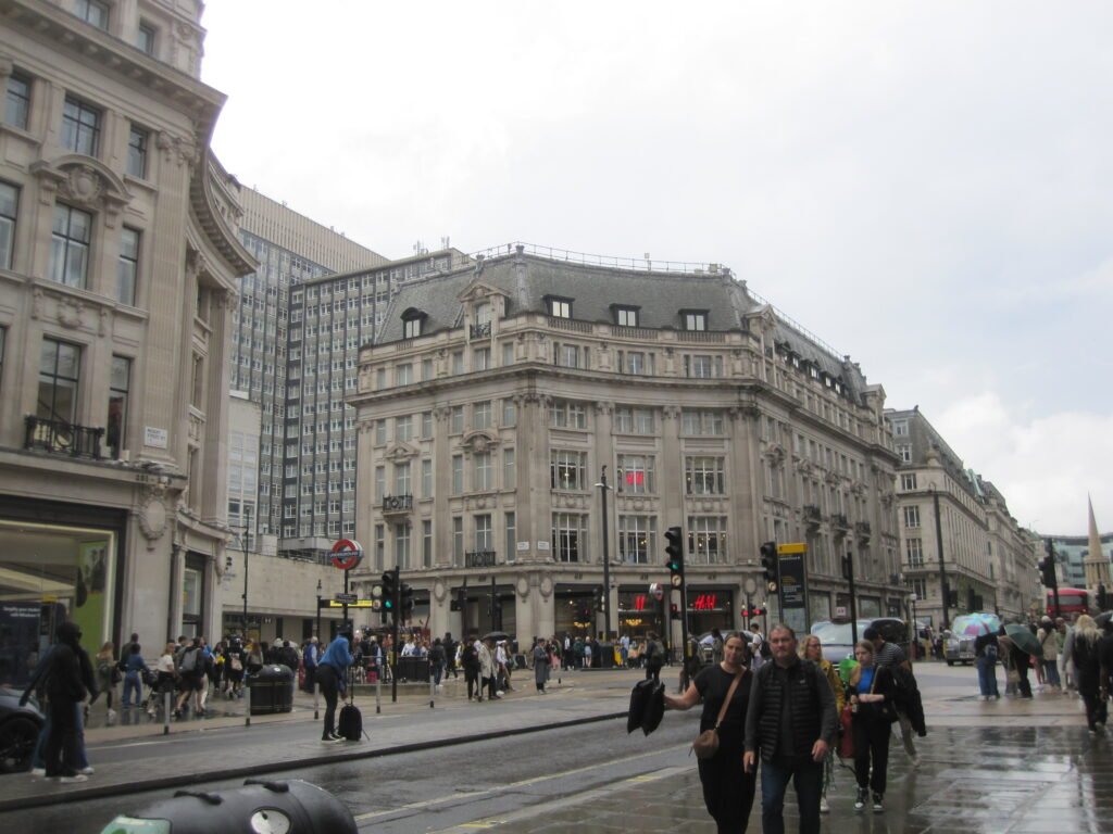 London's Top 10 Lists: Oxford Street